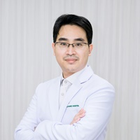 Dr. Danusorn MD